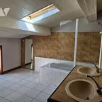 Appartement de 100 m² avec 4 chambre(s) en location à LE GUA