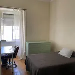 Rent 10 bedroom apartment in Lisbon