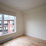 Appartement de 893 m² avec 7 chambre(s) en location à Montreal