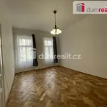 Pronajměte si 3 ložnic/e byt o rozloze 120 m² v Prague