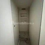 Affitto 4 camera appartamento di 115 m² in Salerno