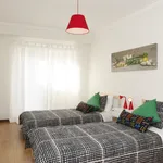 Rent 3 bedroom apartment of 110 m² in Estoril