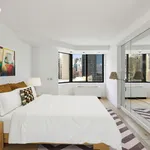 Rent 2 bedroom apartment of 89 m² in New York