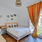 Rent 3 bedroom apartment in Marseille