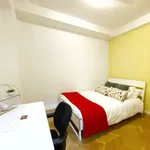 Rent a room in madrid