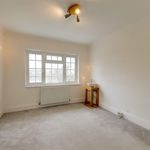 Rent 4 bedroom house in South East England