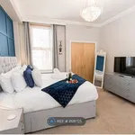 Rent 2 bedroom apartment in South West England