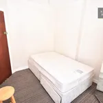 Rent 4 bedroom house in Belfast