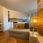 Rent 2 bedroom apartment of 50 m² in Milano