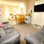 Rent 5 bedroom flat in East Midlands