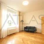 Pronajměte si 4 ložnic/e byt o rozloze 120 m² v Prague