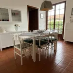 Rent 5 bedroom house of 300 m² in Caranna