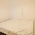 Rent 1 bedroom apartment in Lisbon