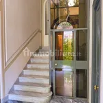 Rent 2 bedroom apartment of 80 m² in Naples