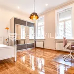 Rent 3 bedroom apartment of 130 m² in Zagreb