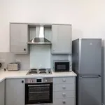 Rent 2 bedroom flat in Scotland