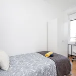 Rent 5 bedroom apartment in Barcelona