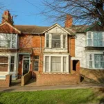 Rent 5 bedroom flat in East Midlands