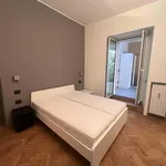 Rent 6 bedroom apartment of 140 m² in Milan