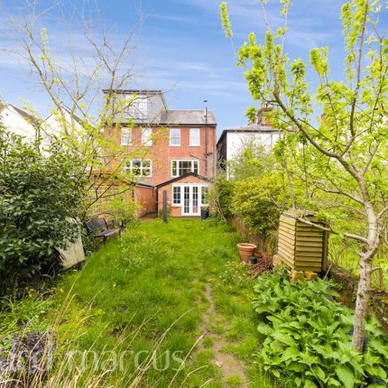 End terrace house to rent in Falkland Road, Dorking RH4 Tower Hill