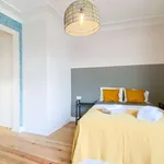 Rent 4 bedroom apartment in lisbon