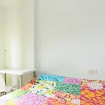 Rent 5 bedroom apartment in Granada