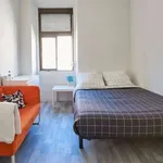 Rent a room in lisbon