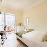 Rent 4 bedroom apartment in Lisbon