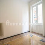 Rent 5 bedroom apartment of 188 m² in Genoa