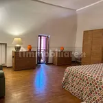 Rent 2 bedroom apartment of 60 m² in Naples