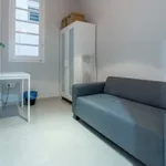 Rent 5 bedroom apartment in Valencia