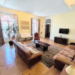 Rent 3 bedroom apartment of 165 m² in Lisbon