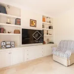 Alquilo 3 dormitorio casa de 270 m² en Barcelona