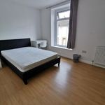 Rent 4 bedroom flat in Wales