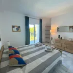 Alquilo 2 dormitorio apartamento de 120 m² en Cabopino