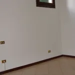 Rent 5 bedroom apartment of 150 m² in Padova