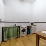 Rent a room in lisbon