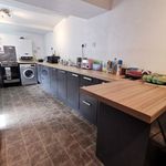 Rent 5 bedroom flat in Wales