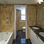 Rent 4 bedroom apartment of 278 m² in New York