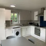 Rent 3 bedroom apartment in South East England