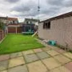 Rent 3 bedroom house in Salford