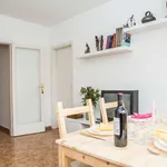 Rent a room of 75 m² in barcelona