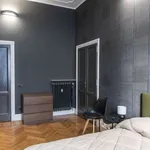 Rent a room of 230 m² in rome