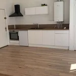 Appartement de 40 m² avec 2 chambre(s) en location à Saint-Étienne