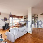 Rent 4 bedroom apartment of 170 m² in Milan