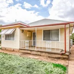 Rent 3 bedroom house in Orange