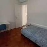 Rent a room of 130 m² in lisbon