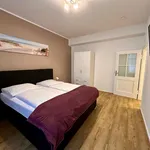 Miete 3 Schlafzimmer wohnung von 68 m² in Cologne