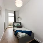 Rent 5 bedroom apartment in Berlin