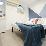 Rent 3 bedroom apartment of 20 m² in Rome